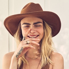 Cara Delevingne, 32 года, London