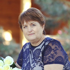 Елена Чесова, Азов