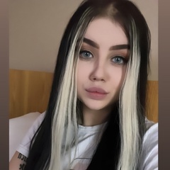 Каролина Максимова, 22 года