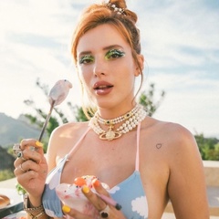 Bella Thorne, 25 лет