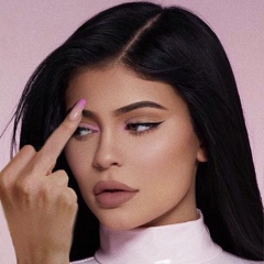 Kylie Jenner, 27 лет, Calabasas