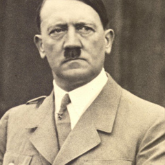 Xfuhrr Hitler, Berlin