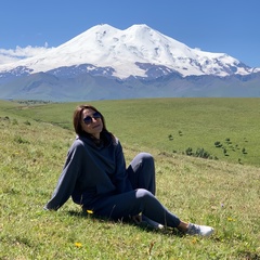 Юля Бобряшова, Санкт-Петербург