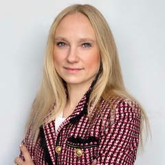 Елена Ханова, Санкт-Петербург