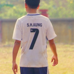 Maung San, 32 года