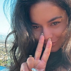 Vanessa Hudgens-Tucker, Los Angeles