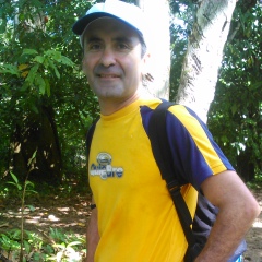 Robert Lopez, Caracas