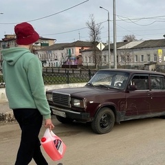 Женя Фролов, 21 год