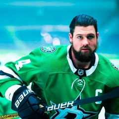 Jamie Benn, Victoria