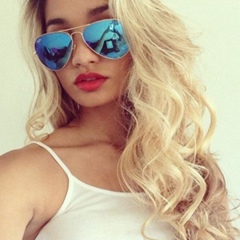 Pia-Mia Perez, Los Angeles