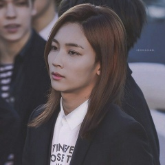 Jeonghan Yoon, 29 лет, London