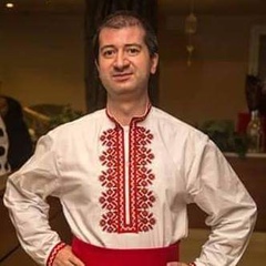 Ivan Belovezhdov, 42 года, София