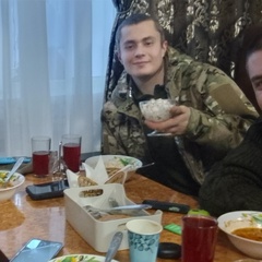 Олег Логвин, 22 года