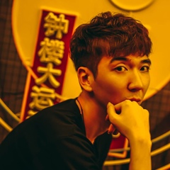 Dorian Zhang, 30 лет