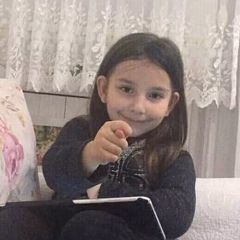 Layda Akyüz, 24 года