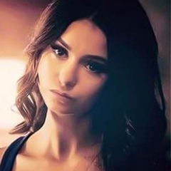 Nina-Dobrev Solnishko-V-Kedah, Los Angeles