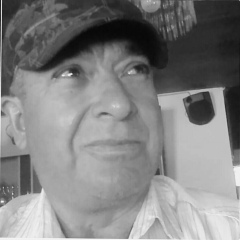 Ricardo Campaña, 70 лет, Quito