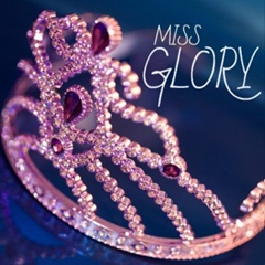 Miss Glory, Los Angeles