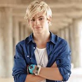 Ross Lynch, Curitiba