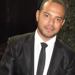 Ahmed Ayachi, Tunis