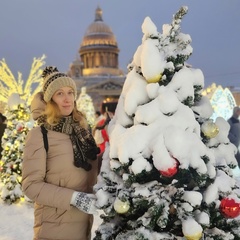 Юна Комарчева, Санкт-Петербург