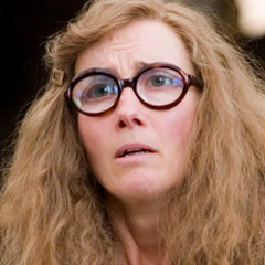 Professor Trelawney, 64 года, London