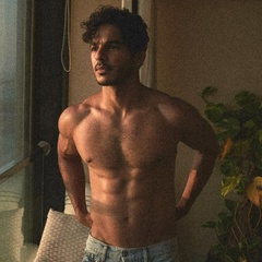 Ishaan Khatter, 28 лет