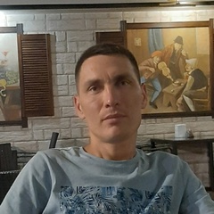 Виктор Карягин, 44 года