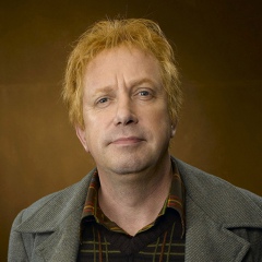 Arthur Weasley, 74 года, London