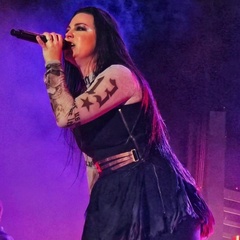 Amy-Lee Original, Santo Domingo