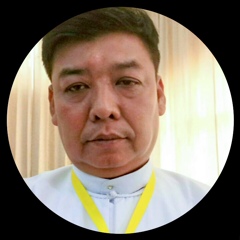 Yee-Soe Aung, 59 лет