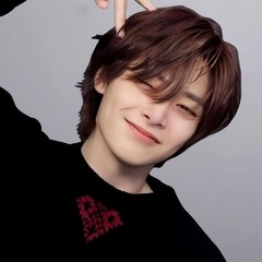 Yang Jeongin, 23 года