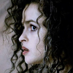 Bellatrix Lestrange, 73 года, London