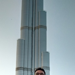 Aahmad Khan, Dubai