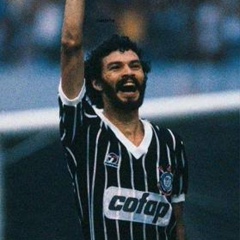 Sócrates Brasileiro, 18 лет, São Paulo