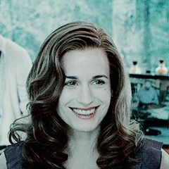 Esme-Anne Platt-Cullen, 103 года, Forks