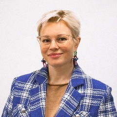 Елена Кромникова, Санкт-Петербург