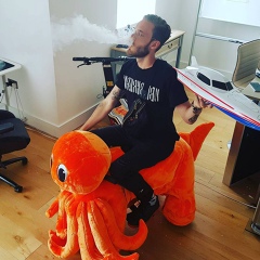 Felix Kjellberg, 35 лет